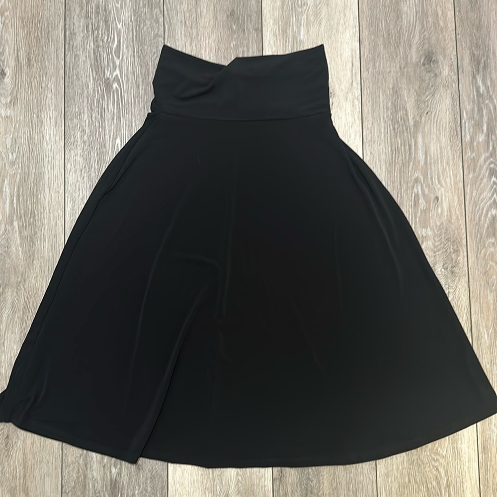 Zenana black skirt